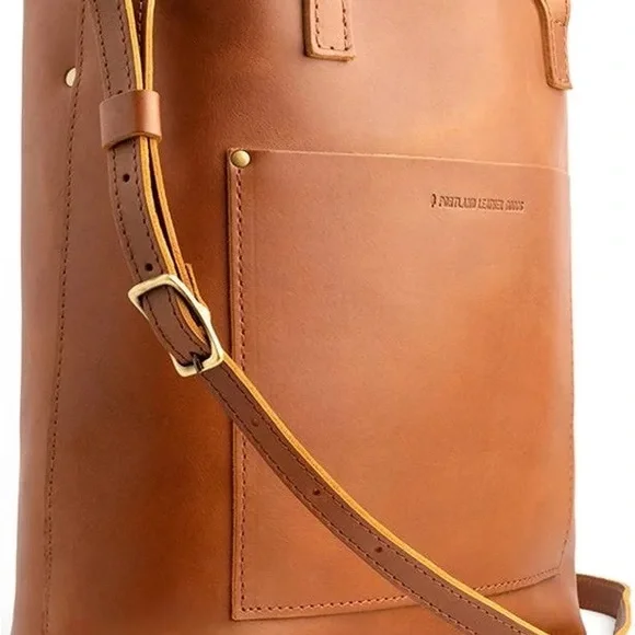 Portland Leather honey crossbody large Leather Tote Bag - Picture 2 of 8